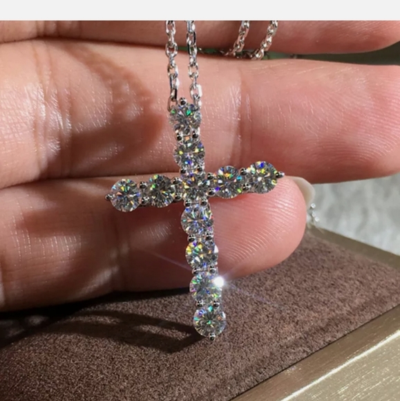 Jewelry - New Cross Cut Pendants Cubic Zirconia Neckla